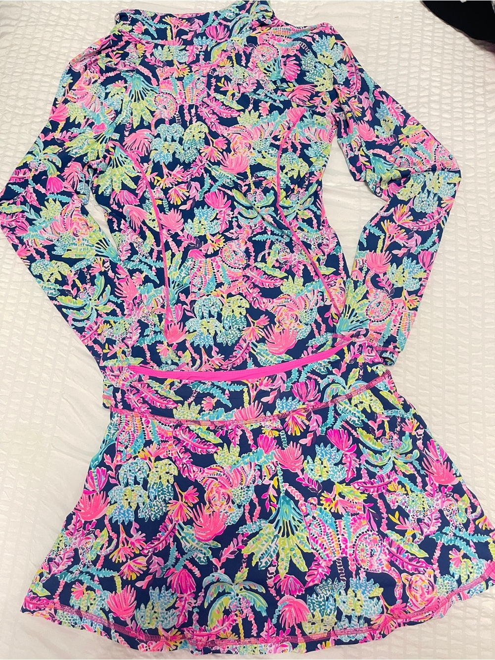 Long-Sleeve Luxletic Set in Navy with Pink & Aqua - Picture 3 of 4